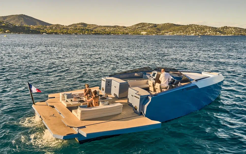 slider 1 Alium Yacht 42' S