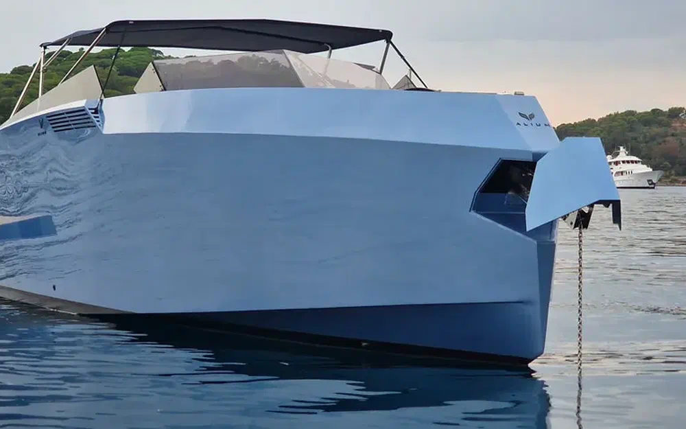 slider 18 Alium Yacht 42' S