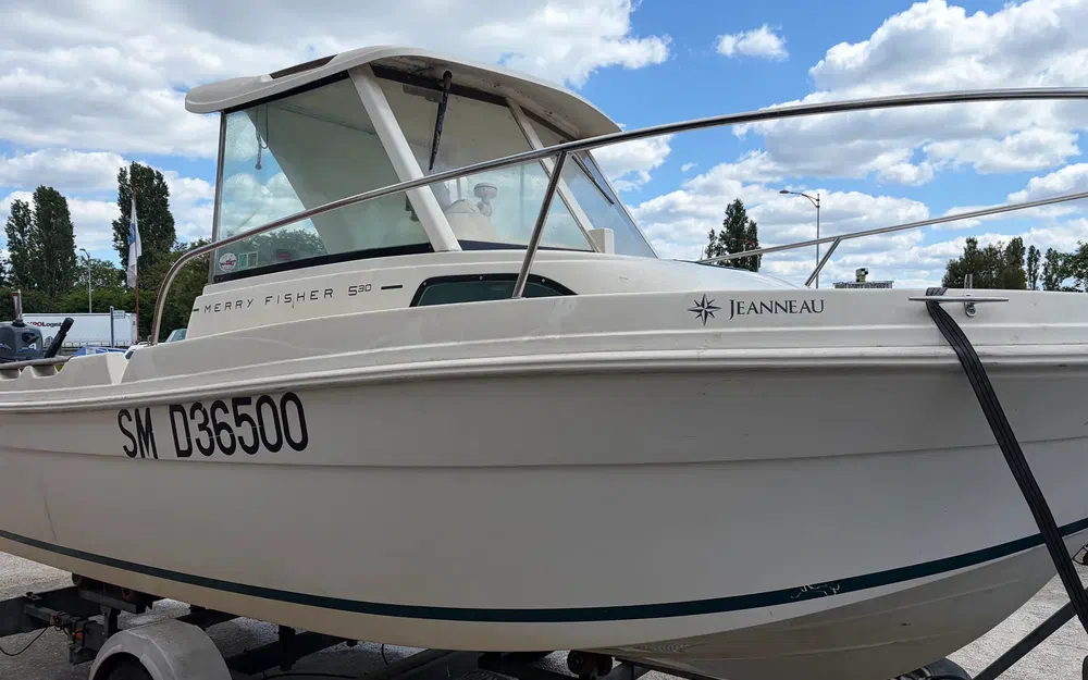 slider 0 Jeanneau Merry Fisher 530 T