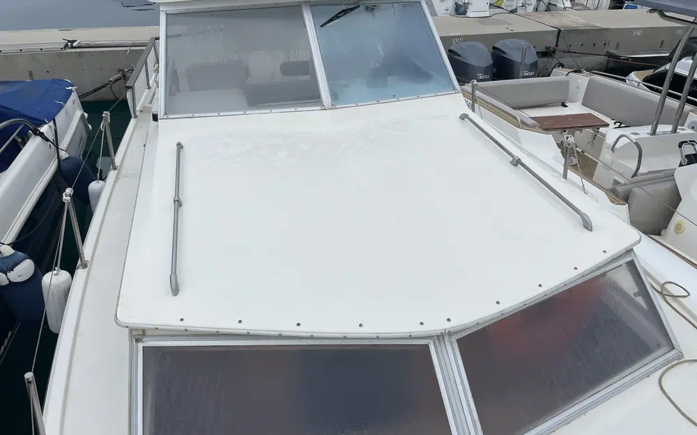 slider 5 Yachting France Arcoa 830