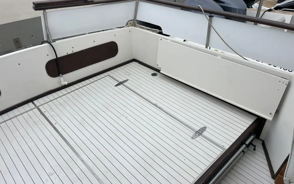 slider 7 Yachting France Arcoa 830