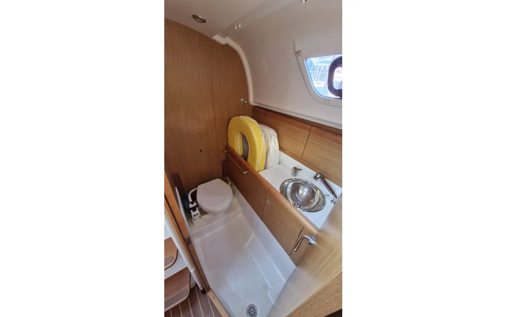 slider 9 Jeanneau Sun Odyssey 30 i