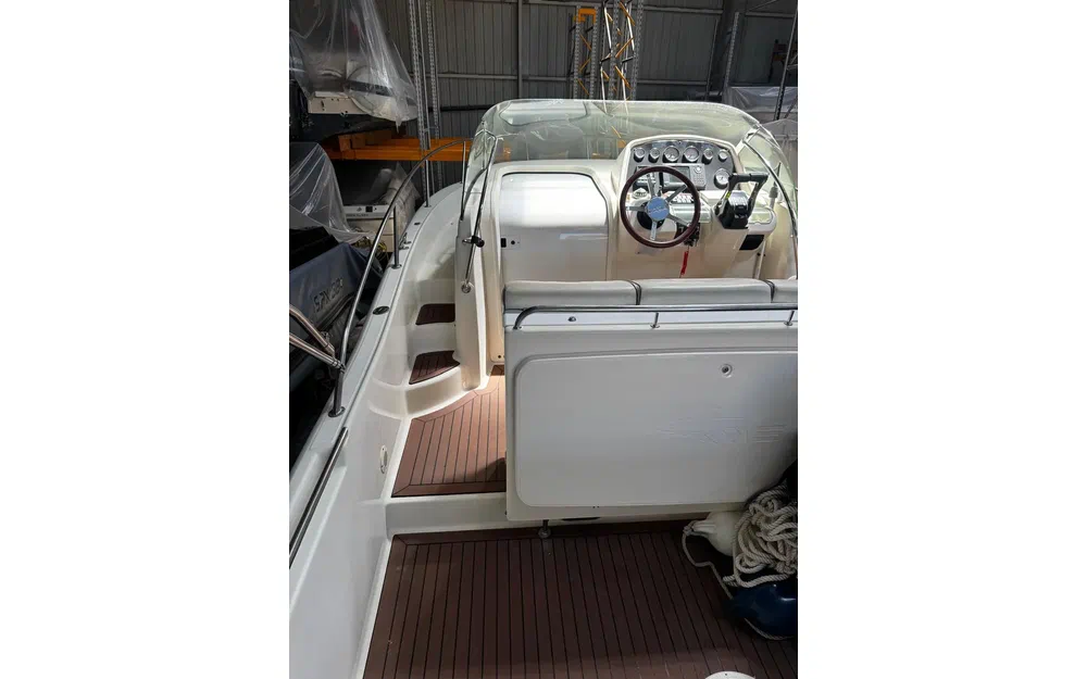 slider 5 White Shark 268