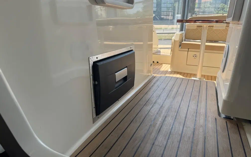 slider 13 Quicksilver Activ 875 Sundeck