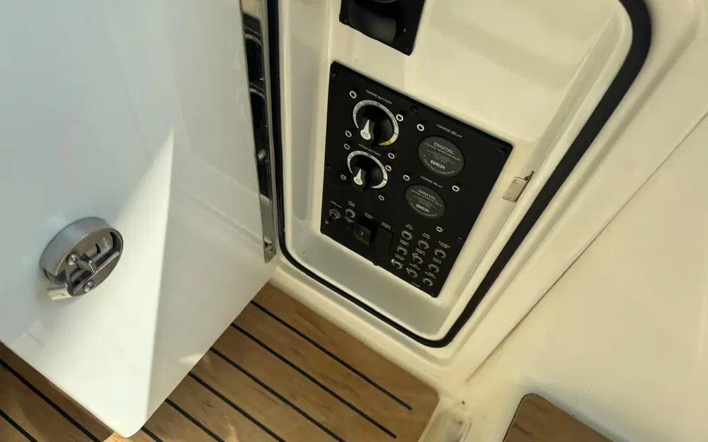 slider 16 Quicksilver Activ 875 Sundeck