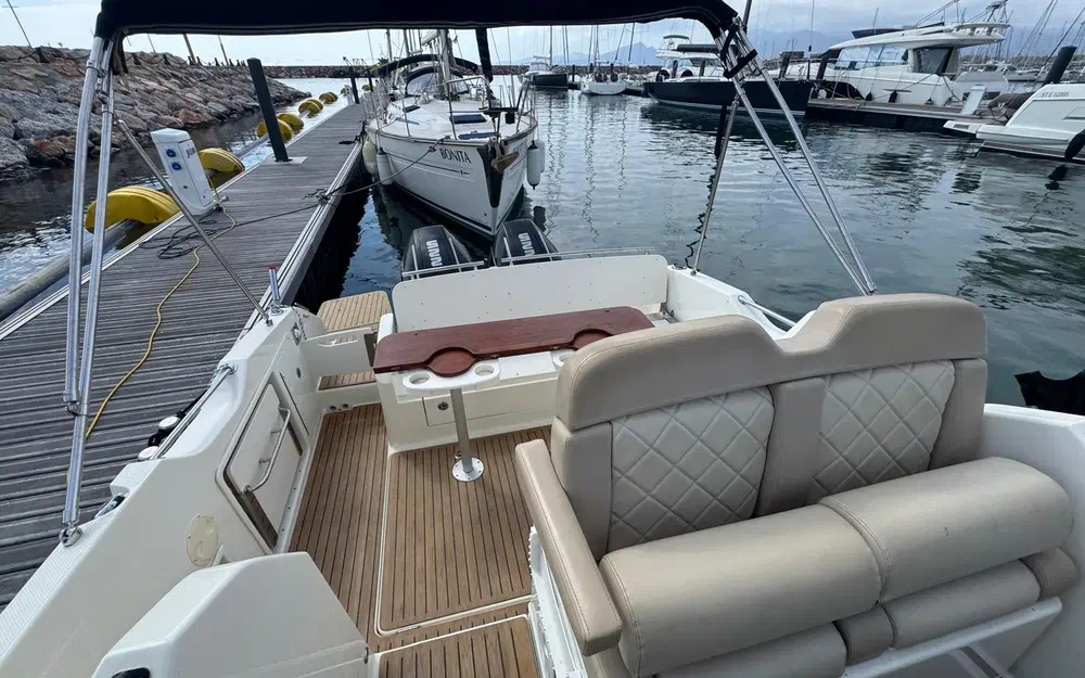 slider 8 Quicksilver Activ 875 Sundeck