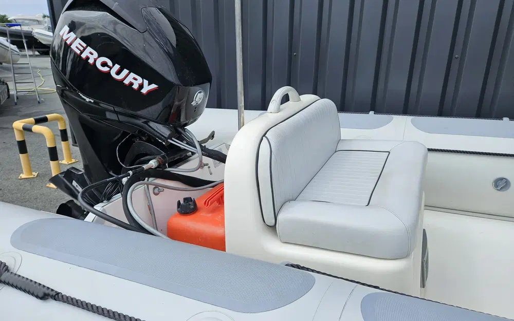 slider 3 Valiant 450 Vanguard