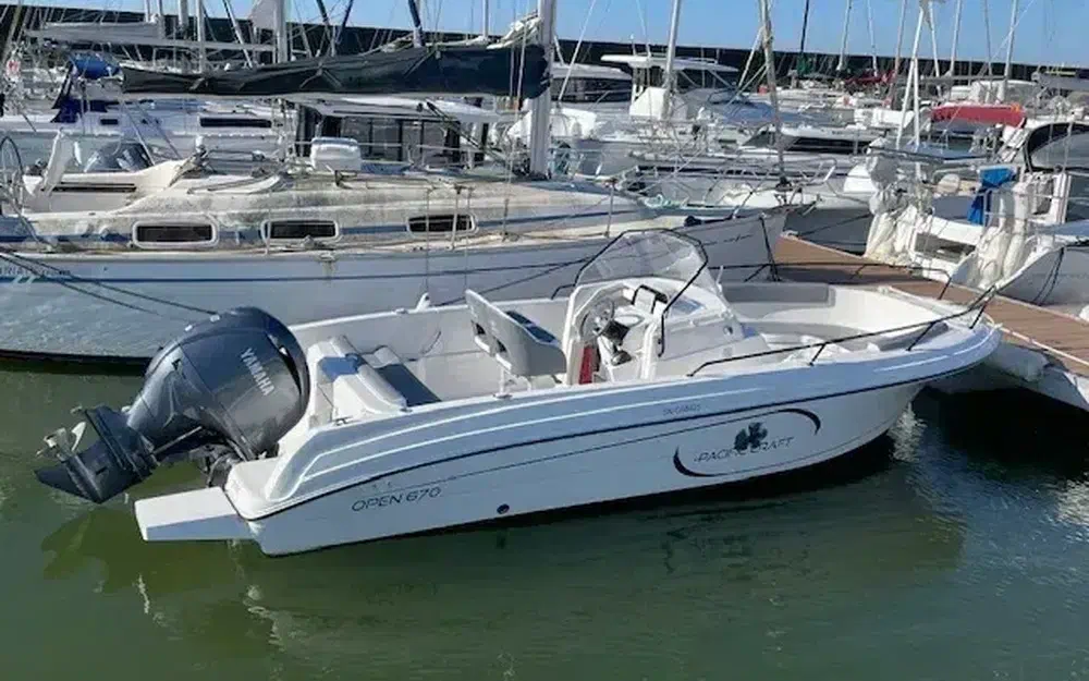 slider 2 Pacific Craft 670 Open