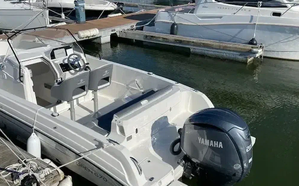 slider 3 Pacific Craft 670 Open