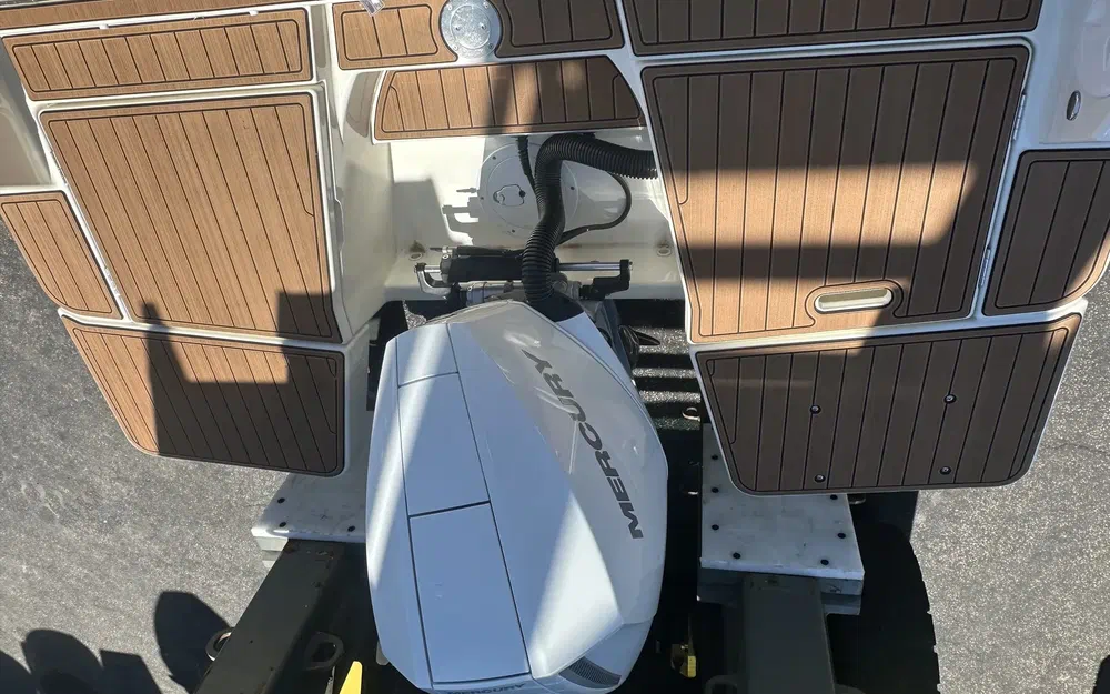 slider 7 Quicksilver Activ 755 Cruiser