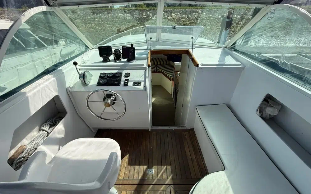 slider 13 Yachting France Arcoa 830