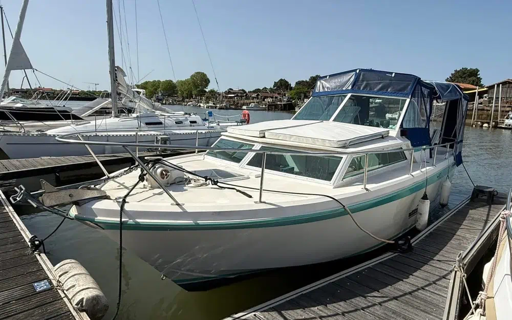 slider 0 Yachting France Arcoa 830