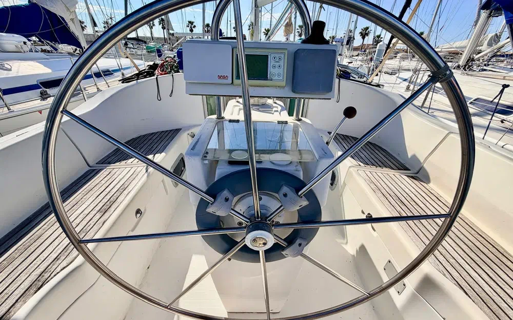 slider 3 Beneteau Oceanis 351