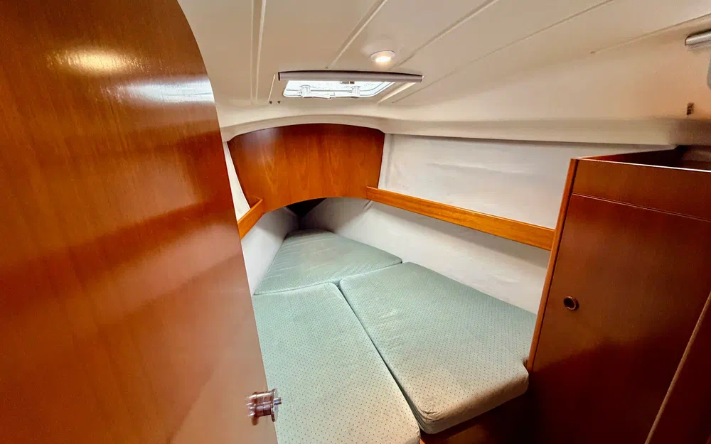 slider 7 Beneteau Oceanis 351