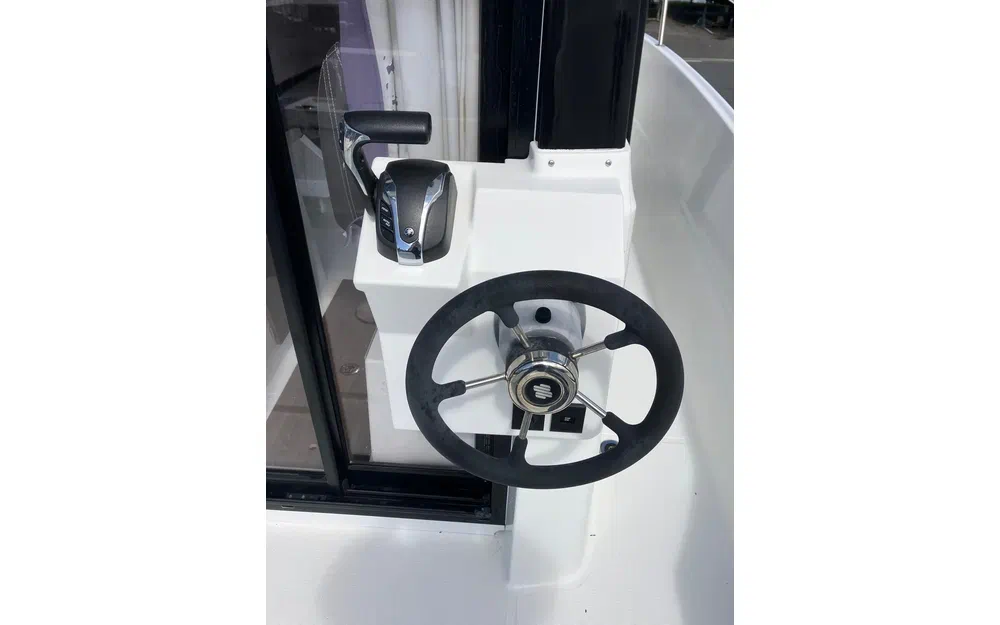 slider 10 Jeanneau Merry Fisher 795 Marlin