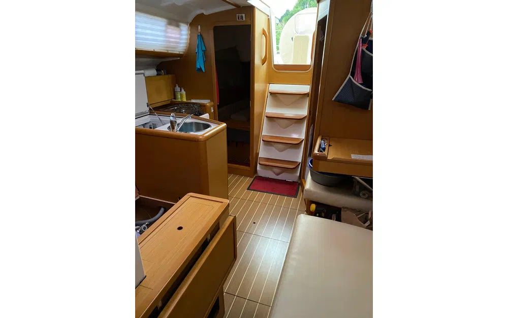 slider 3 Jeanneau Sun Odyssey 33 i