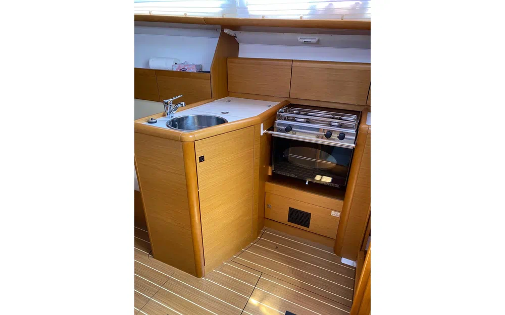 slider 6 Jeanneau Sun Odyssey 33 i