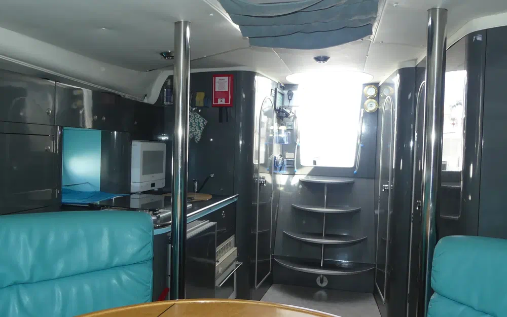 slider 12 Beneteau Flyer 10