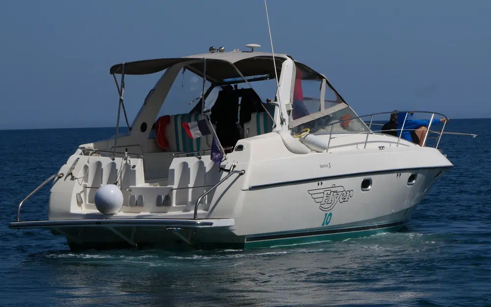 slider 17 Beneteau Flyer 10