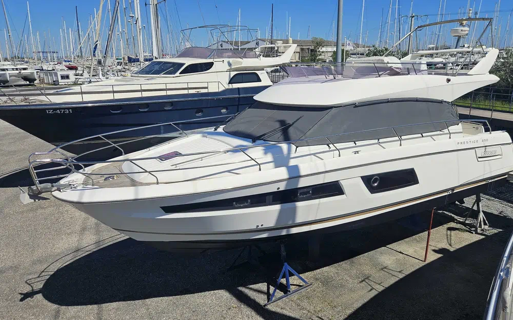 slider 0 Jeanneau Prestige 450