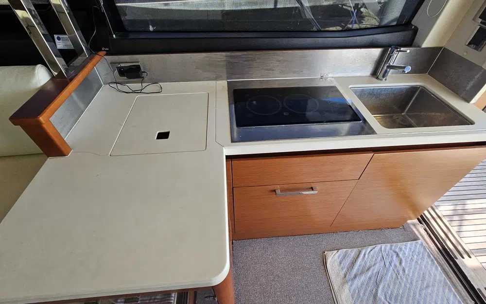 slider 16 Jeanneau Prestige 450