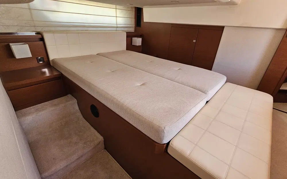 slider 19 Jeanneau Prestige 450