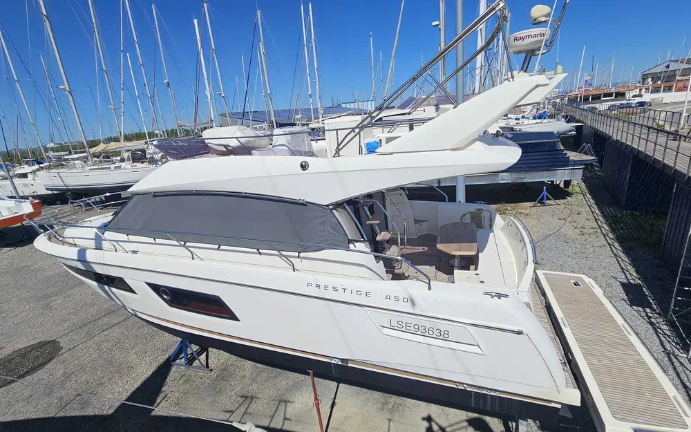 slider 3 Jeanneau Prestige 450