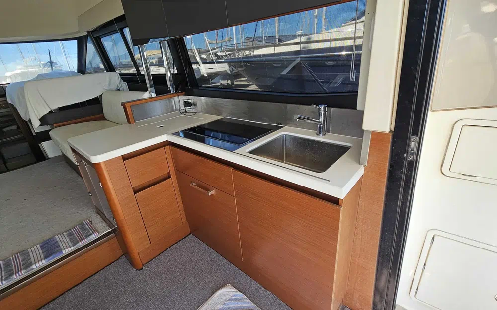 slider 6 Jeanneau Prestige 450