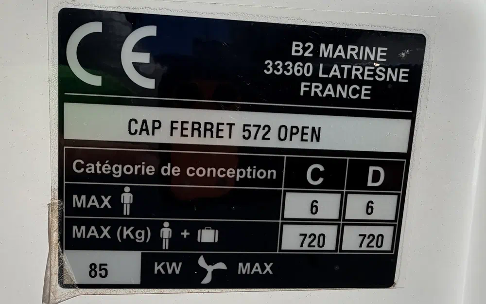 slider 15 B2 Marine CAP FERRET 572 OPEN