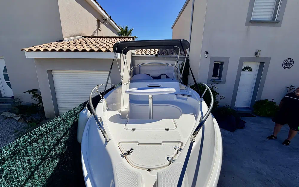 slider 2 B2 Marine CAP FERRET 572 OPEN