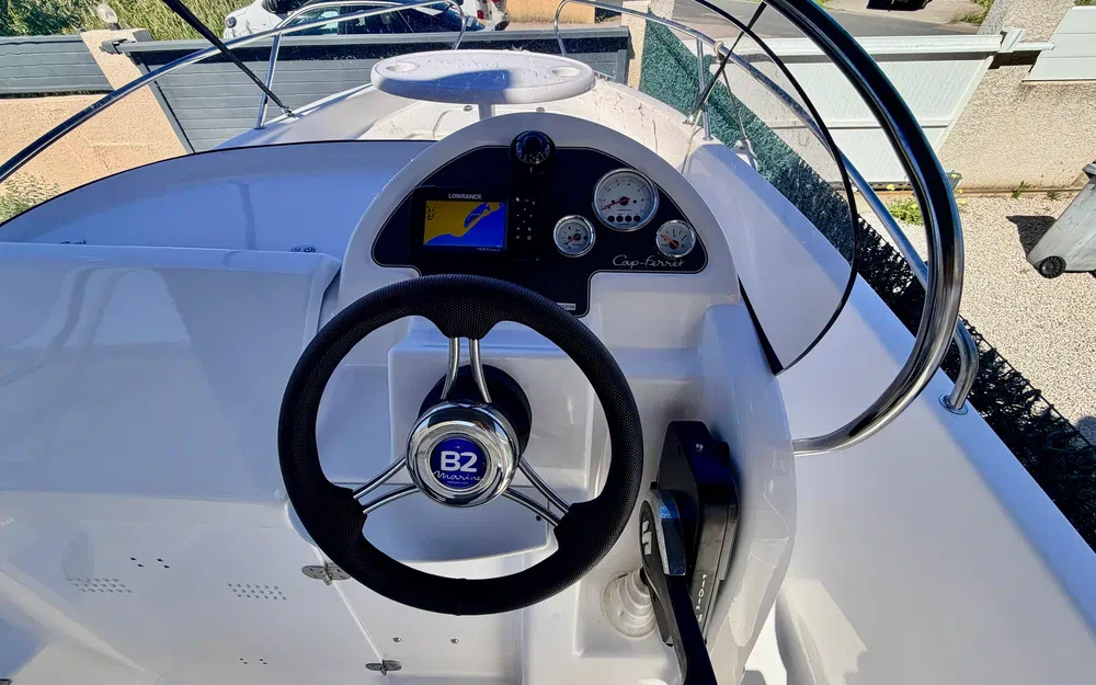 slider 7 B2 Marine CAP FERRET 572 OPEN