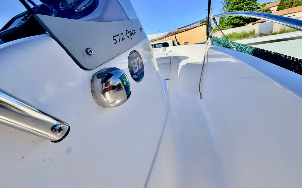 slider 8 B2 Marine CAP FERRET 572 OPEN