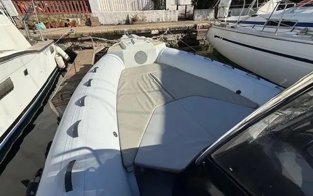 slider 2 Capelli Tempest 775
