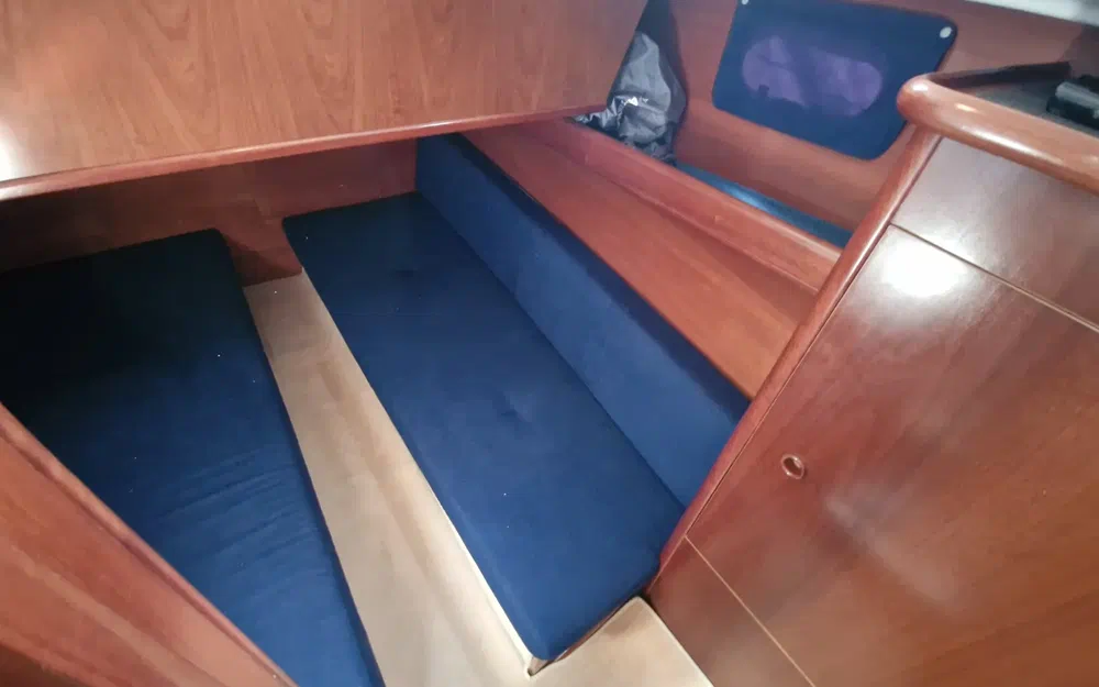 slider 11 Beneteau Antares 10.80