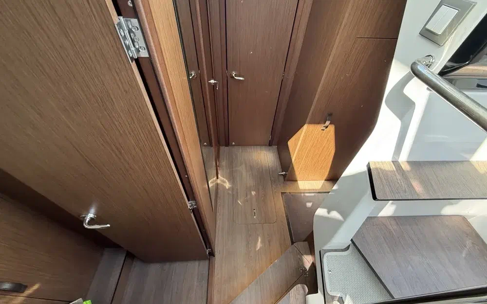 slider 16 Beneteau Antares 11