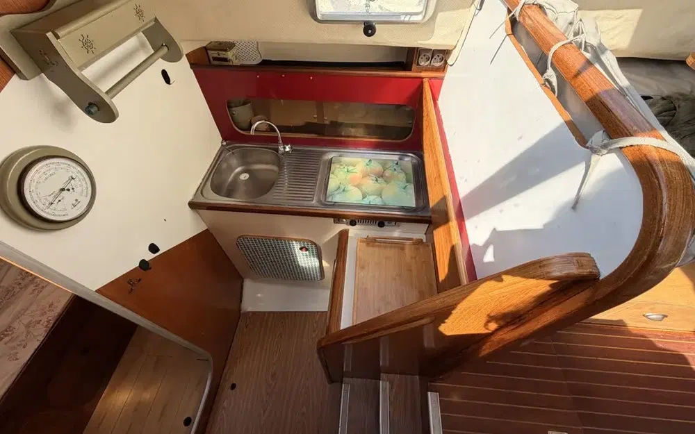 slider 21 Beneteau Antares 860