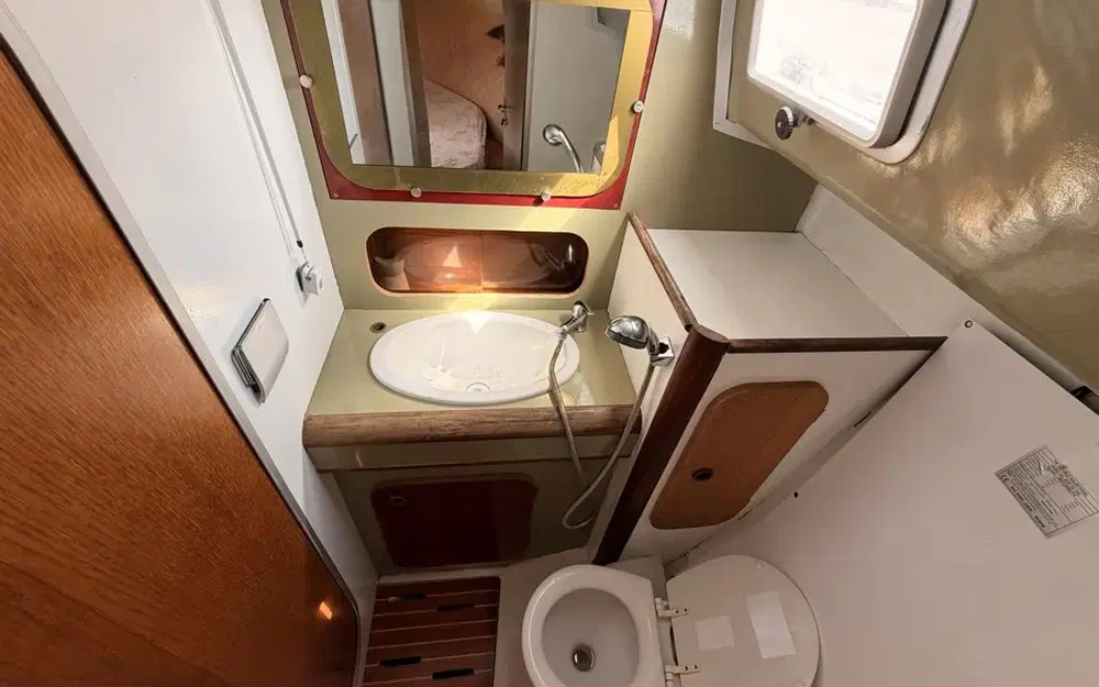 slider 32 Beneteau Antares 860