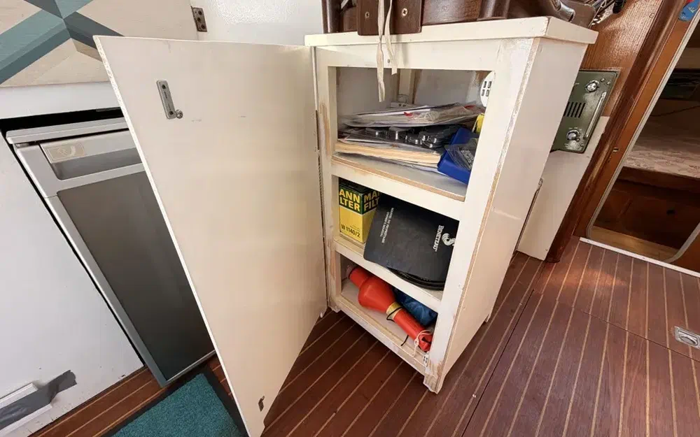 slider 35 Beneteau Antares 860