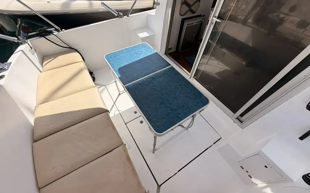 slider 6 Beneteau Antares 860
