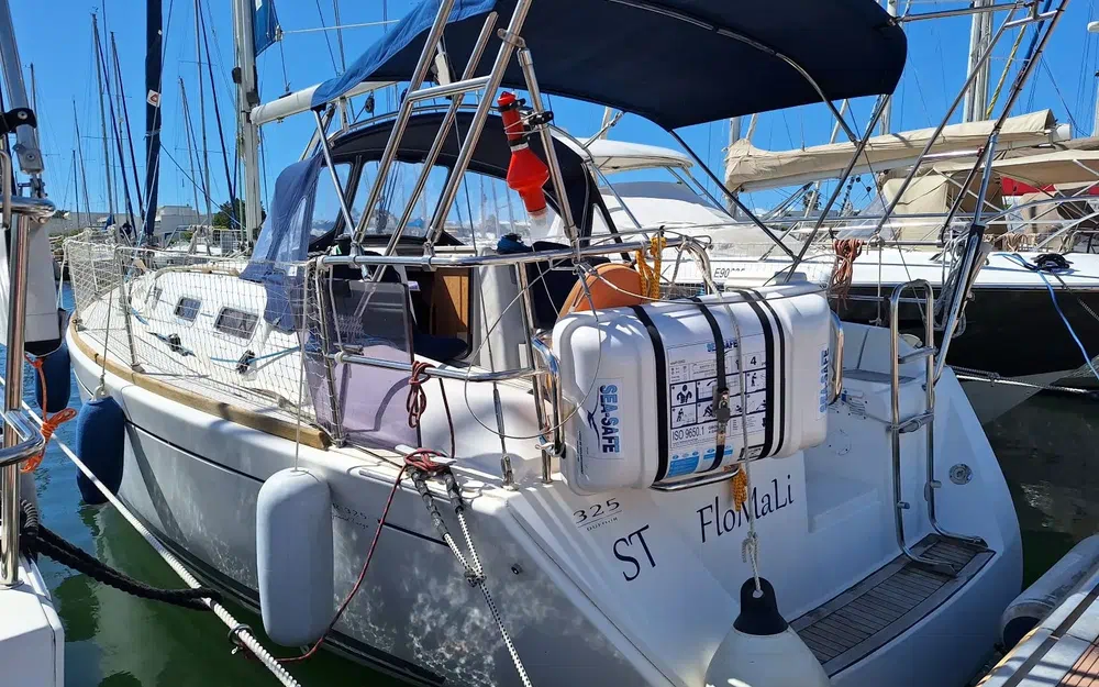 slider 19 Dufour 325 Grand Large