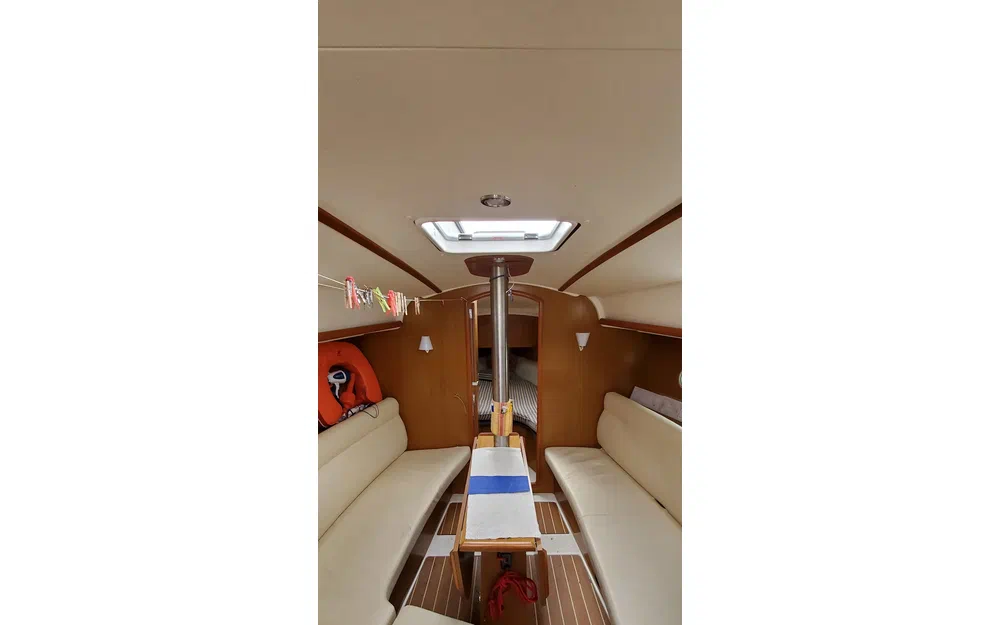 slider 18 Jeanneau Sun Odyssey 32 i