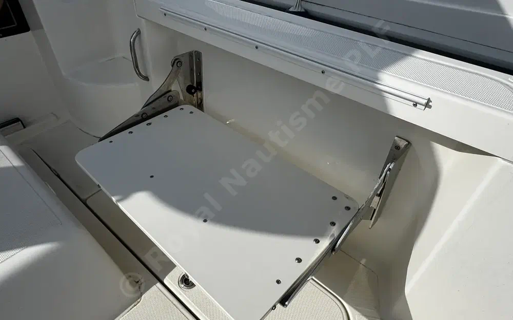 slider 8 Quicksilver Arvor 690