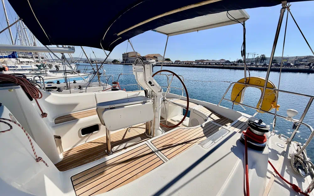 slider 5 Beneteau Oceanis 393 Clipper