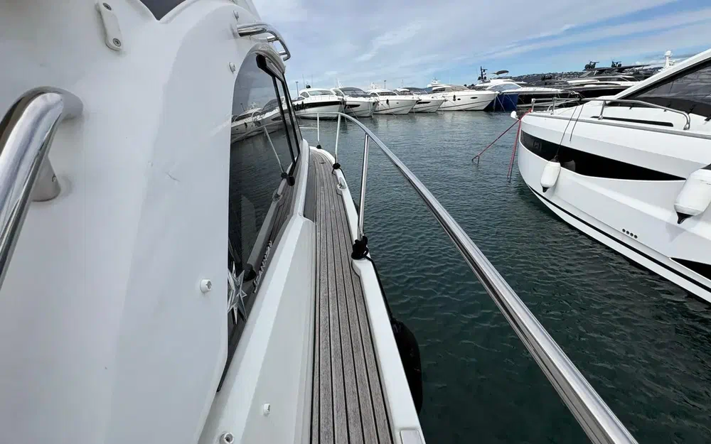 slider 6 Jeanneau Leader 33