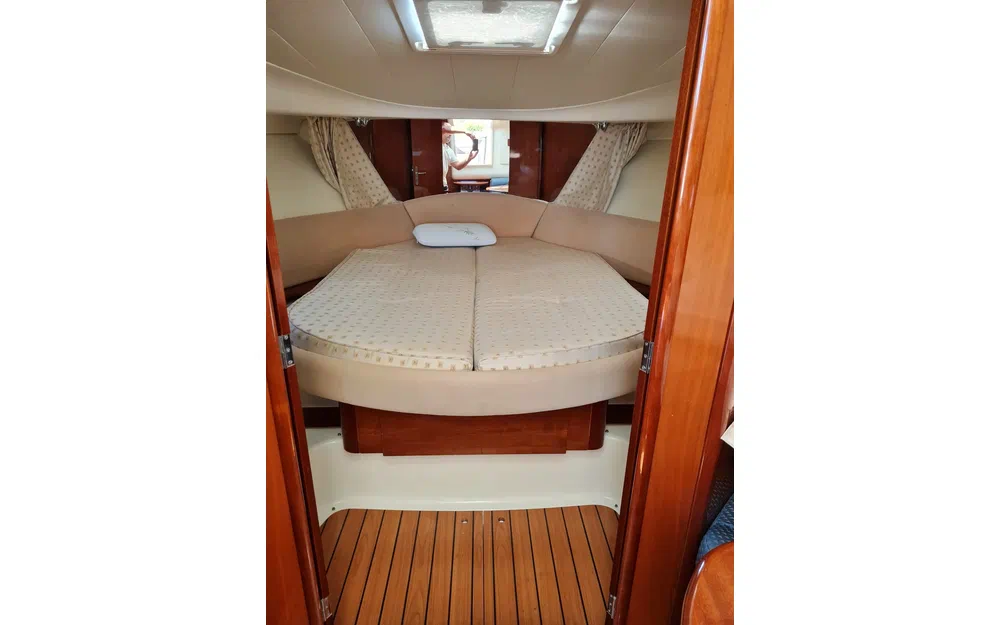 slider 12 Prestige Yachts Prestige 34 hard top