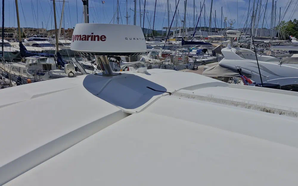 slider 27 Jeanneau Leader 40