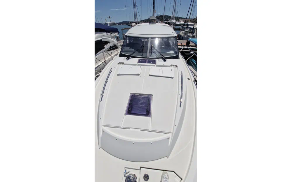 slider 31 Jeanneau Leader 40
