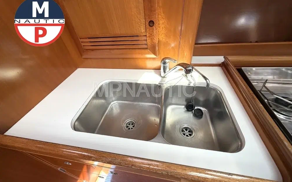 slider 12 Beneteau Oceanis 393