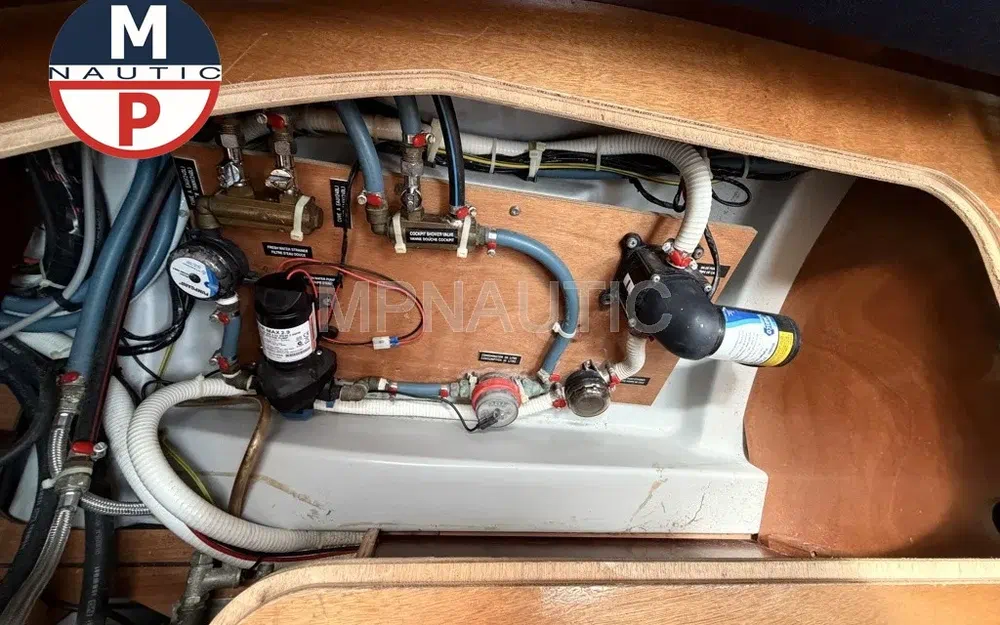 slider 17 Beneteau Oceanis 393