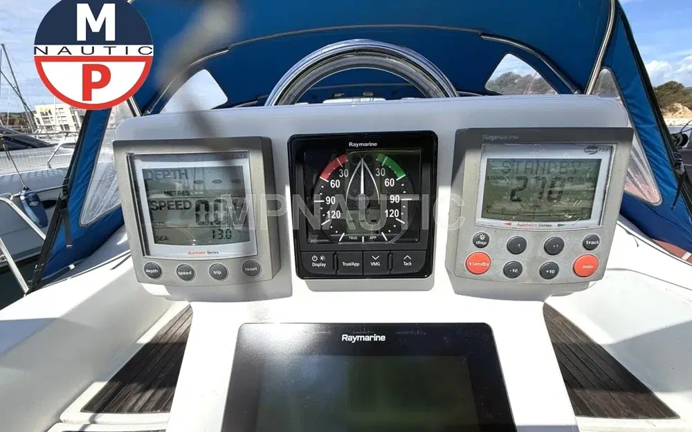 slider 2 Beneteau Oceanis 393